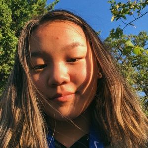 Meet your Posher, Adrianna